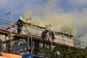 Dachstuhlbrand Koeln Poll Geislarerstr P089